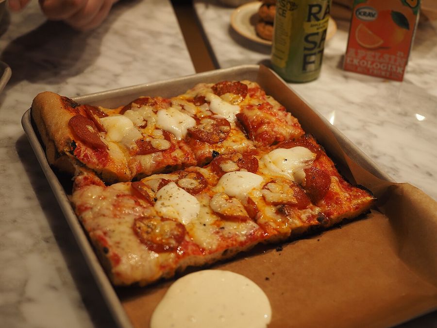 Roman pizza al taglio in a pan